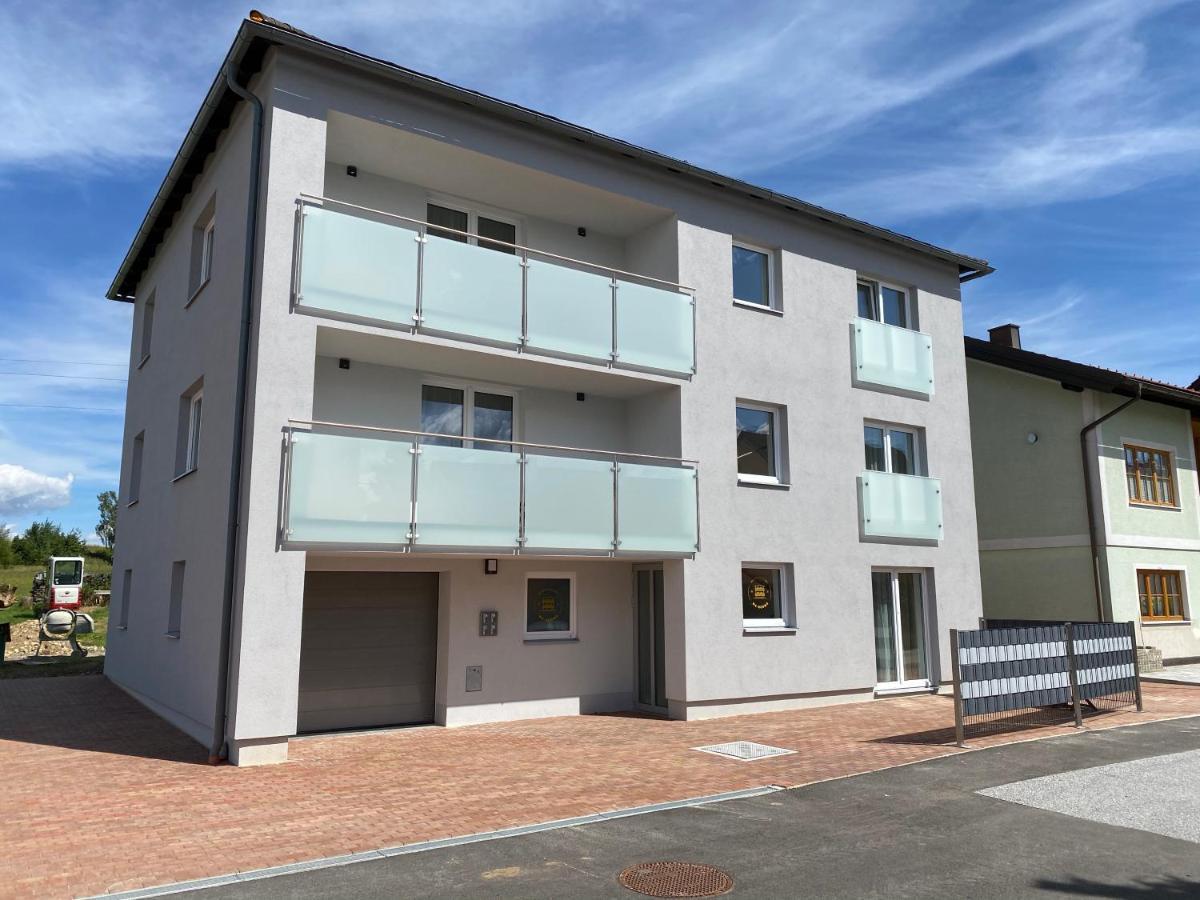 W4-Rooms Ein Zuhause Im Waldviertel Allentsteig Exteriör bild